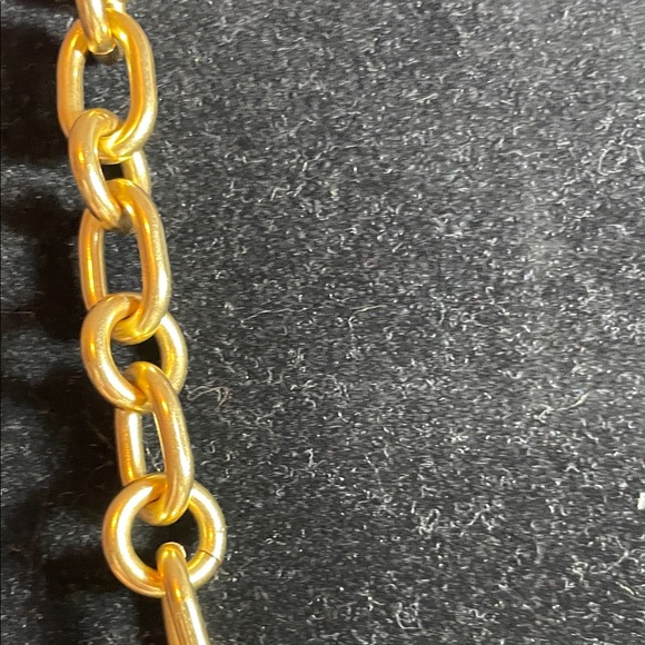 Elegant Gold Chain Necklace with Crystal Accents VERSACE STYLE - Picture 6 of 7